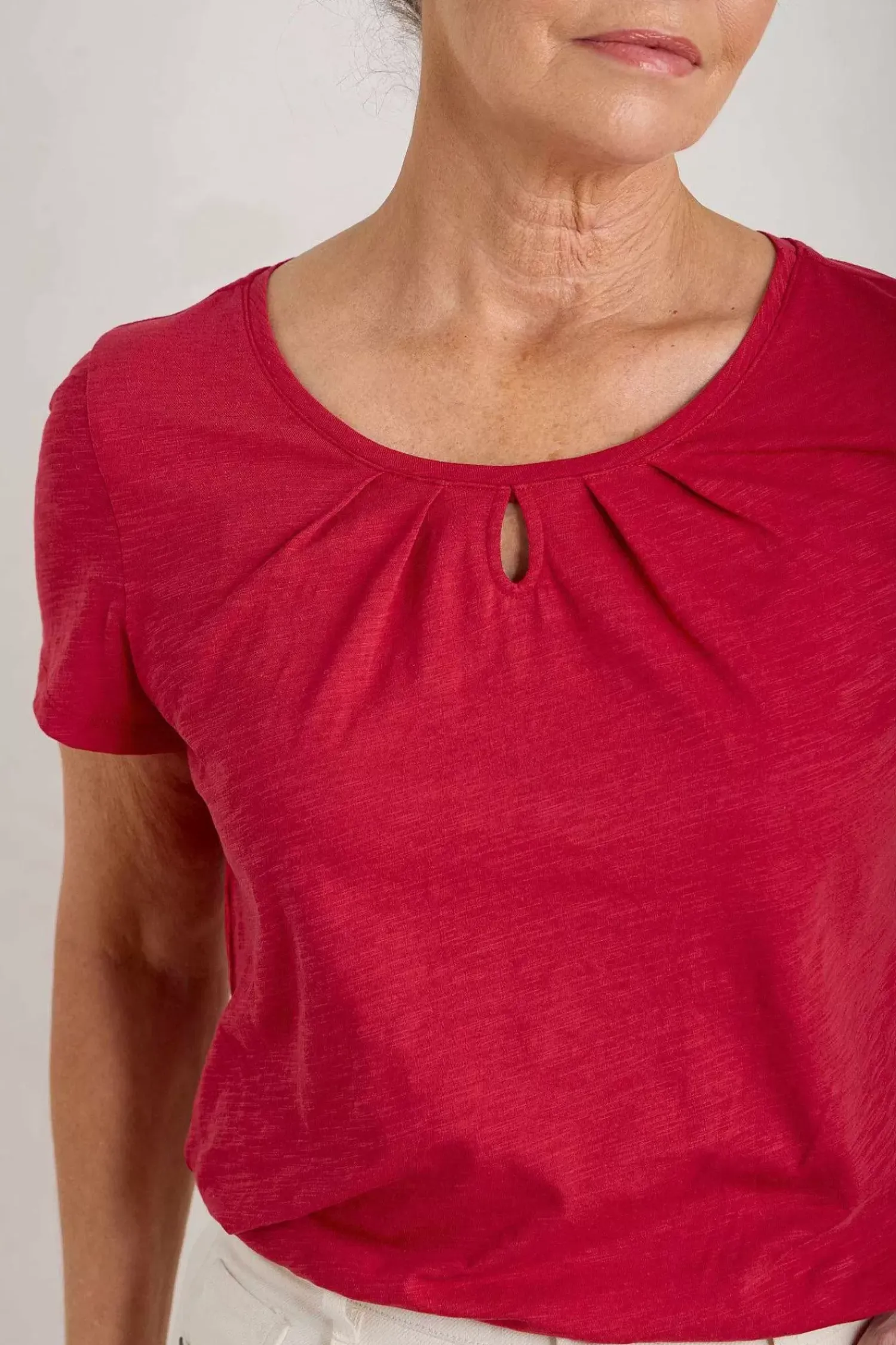 Tops<Seasalt Cornwall Appletree Keyhole Detail T-Shirt (Gots) Sedum