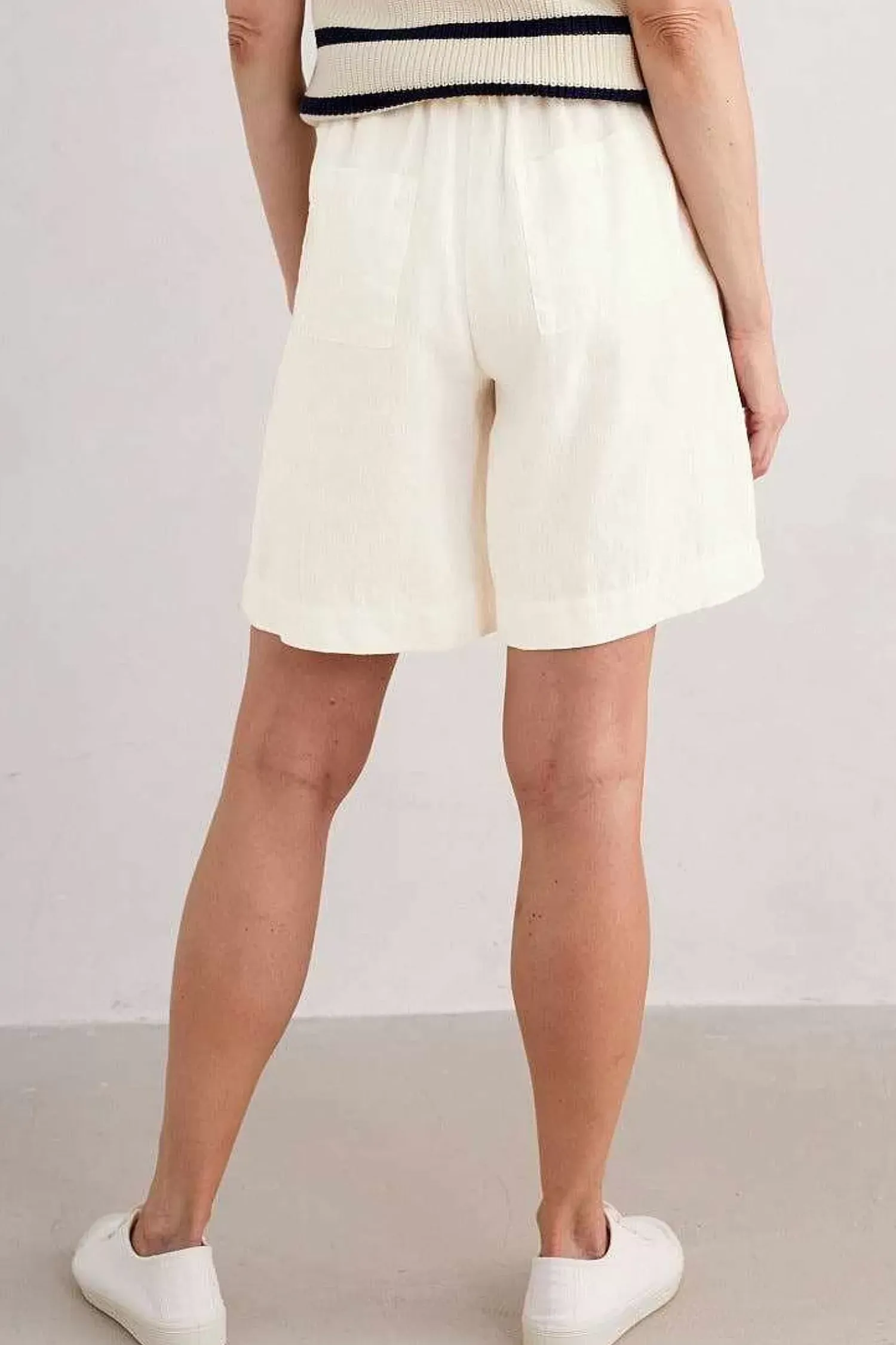 Trousers & Shorts<Seasalt Cornwall Clover Bloom Shorts Chalk