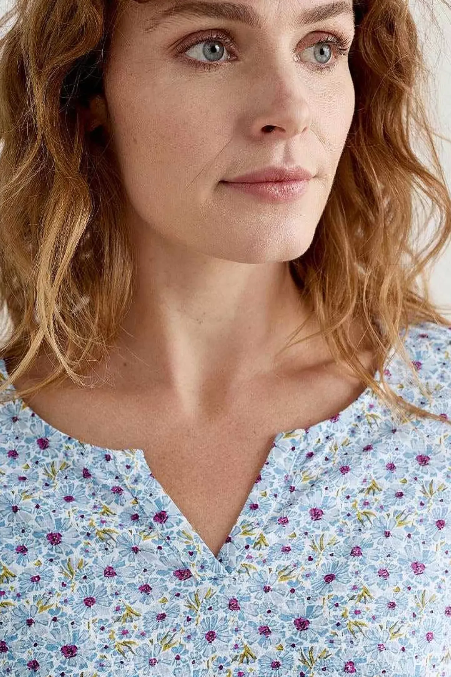 Tops<Seasalt Cornwall Gypsophilia Notch Neck Top Shaded Flowers Chalk