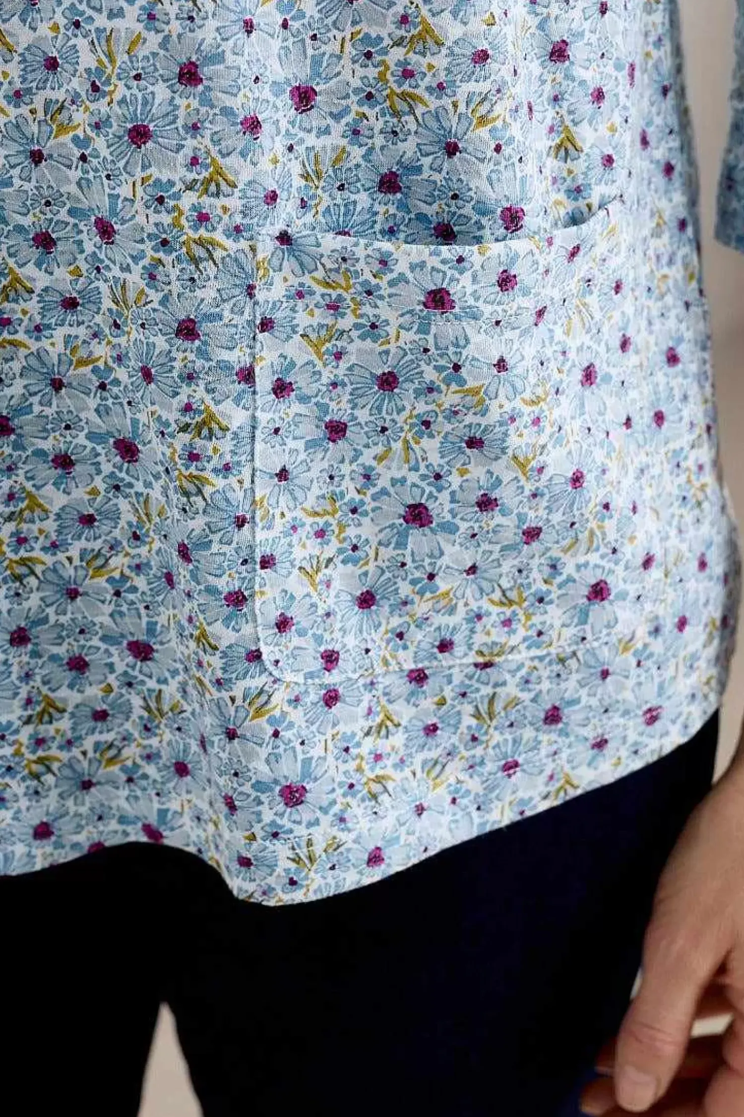 Tops<Seasalt Cornwall Gypsophilia Notch Neck Top Shaded Flowers Chalk