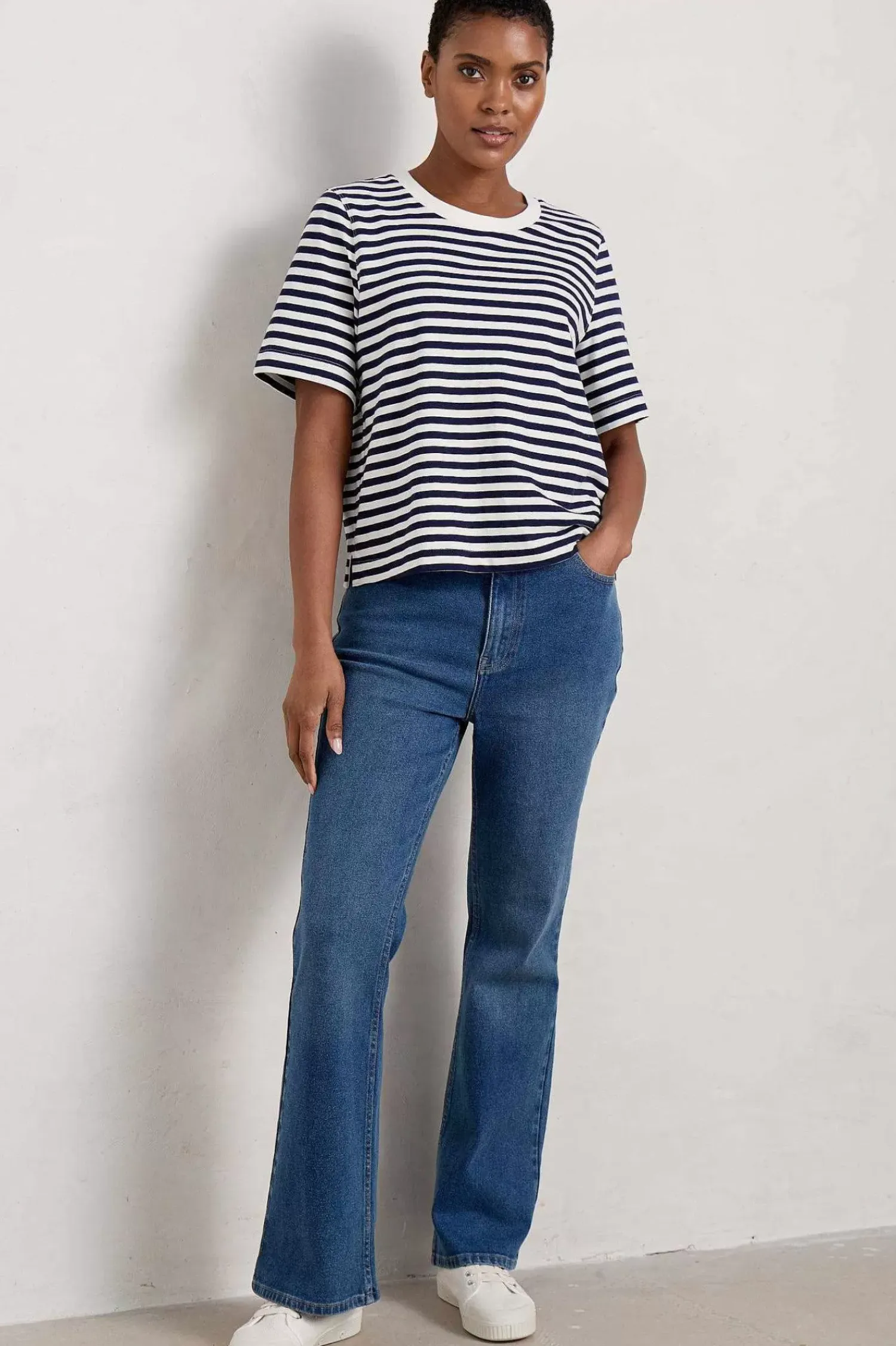 Trousers & Shorts<Seasalt Cornwall Highmore Bootcut Jeans Mid Wash
