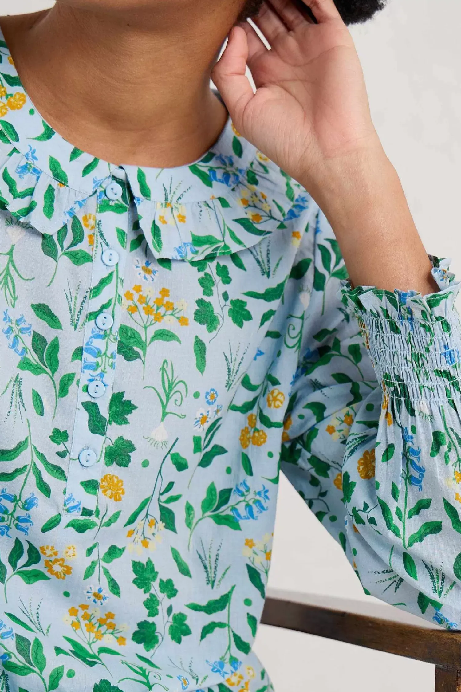 Tops<Seasalt Cornwall Last Leaf Printed Organic Cotton Top (Gots) Fresh Blooms Blue Fog