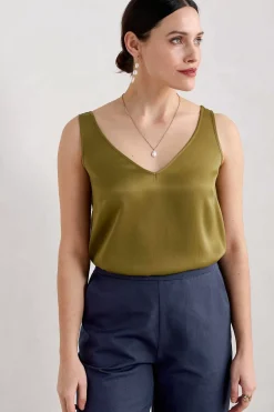 Tops<Seasalt Cornwall Wilder V-Neck Satin Vest Fern Moss
